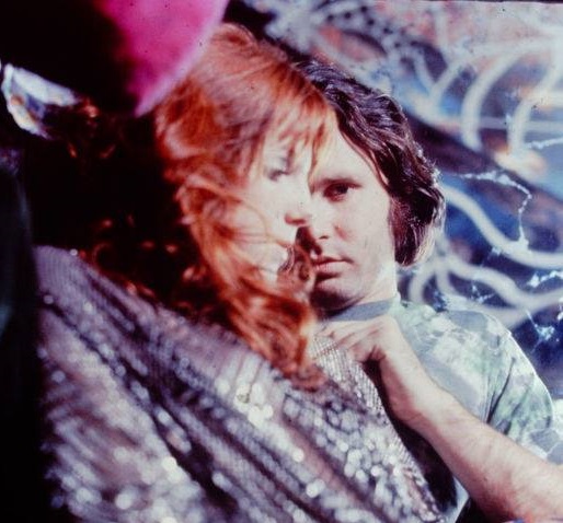 Pamela Courson, la più amata da Jim Morrison, che lo vide morire
