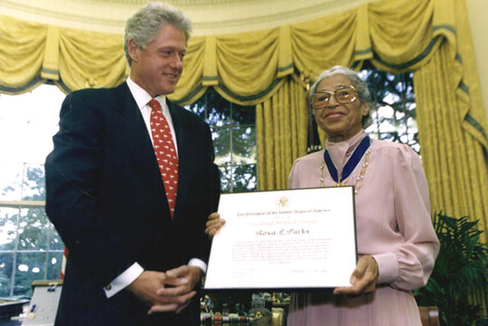 Per rispetto di Claudette Colvin, che a 15 anni ci insegnò la dignità