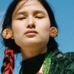 Il fascino di Varsha Thapa, che conquisterà il mondo