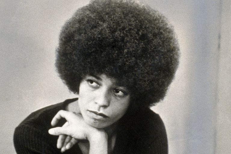 Essere una "donna lesbica nera": la lotta di Barbara Smith e Angela Davis