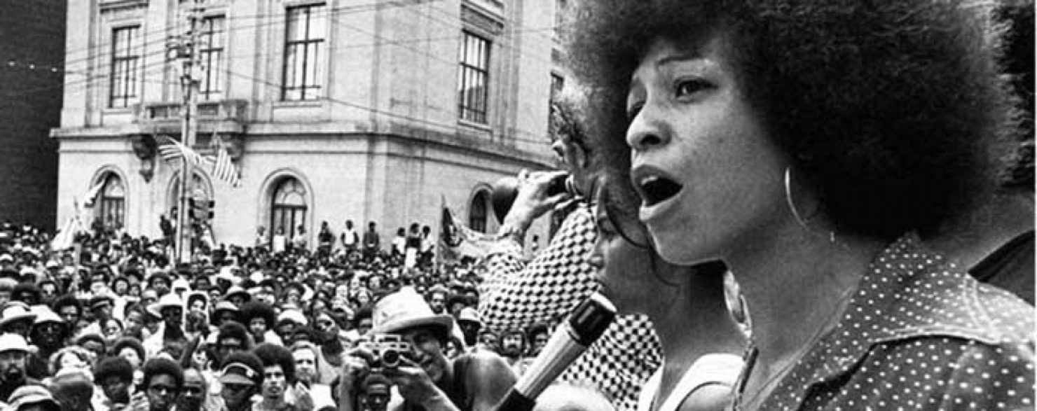 Essere una "donna lesbica nera": la lotta di Barbara Smith e Angela Davis