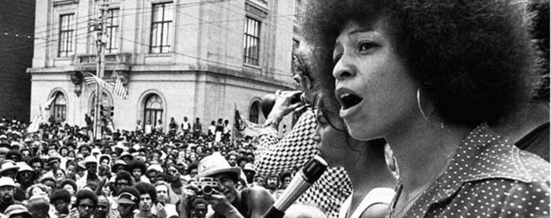 Essere una "donna lesbica nera": la lotta di Barbara Smith e Angela Davis
