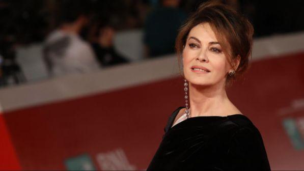 Elena Sofia Ricci e quel trauma nascosto per 45 anni: "Io, abusata appena dodicenne"
