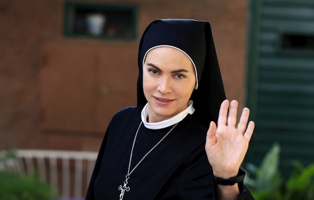 Elena Sofia Ricci e quel trauma nascosto per 45 anni: "Io, abusata appena dodicenne"