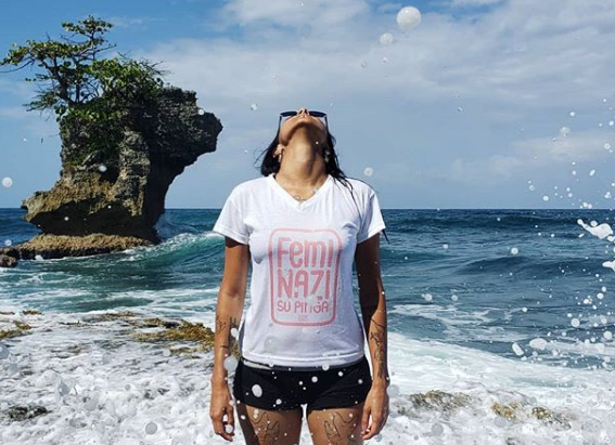 “Perché mi sono fatta scattare una foto dal mio ragazzo sul water mentre faccio pipì”