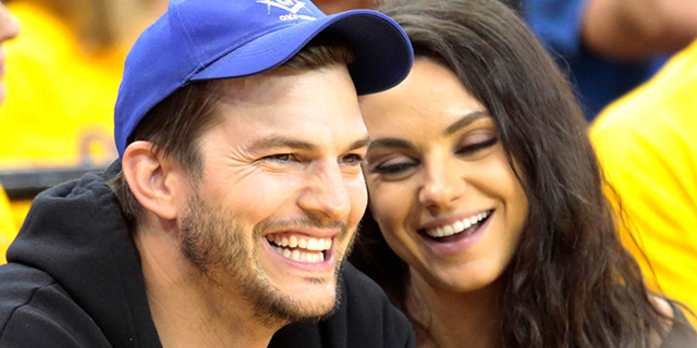 Ashton Kutcher: "Perché dopo il divorzio da Demi Moore ho scritto a tutte le mie ex" Ashton Kutcher: "Perché dopo il divorzio da Demi Moore ho scritto a tutte le mie ex"