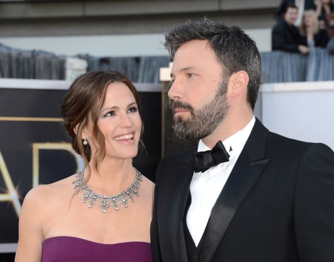 Perché è normale che Jennifer Aniston e Brad Pitt siano rimasti amici