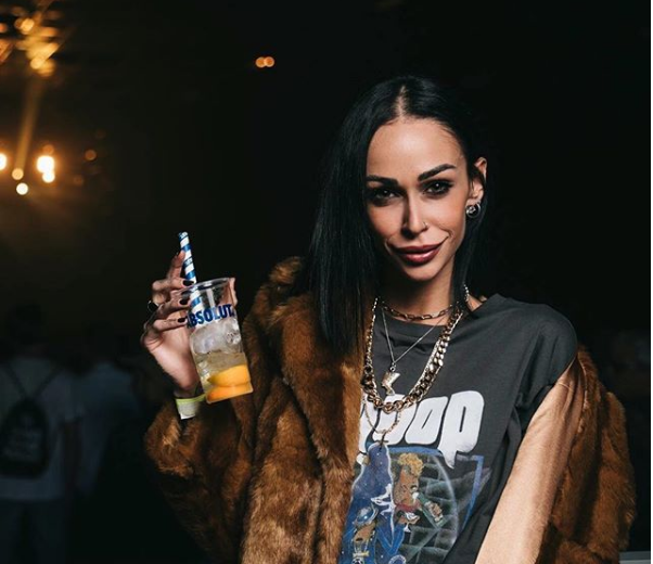Il peso di essere influencer: la lotta contro l'anoressia di Valentina Dallari