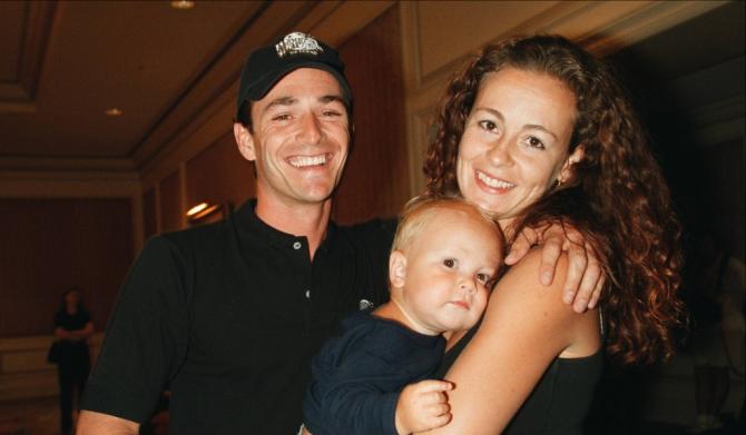 La risposta della figlia di Luke Perry a chi la insulta per come vive il suo lutto