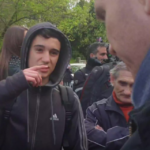 Cosa ci insegna Simone, 15 anni, che non abbassa gli occhi ed espone le proprie idee