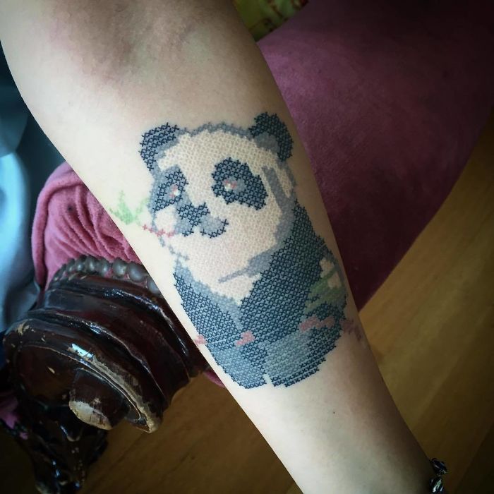 27 tatuaggi "ricamati" che sembrano veri