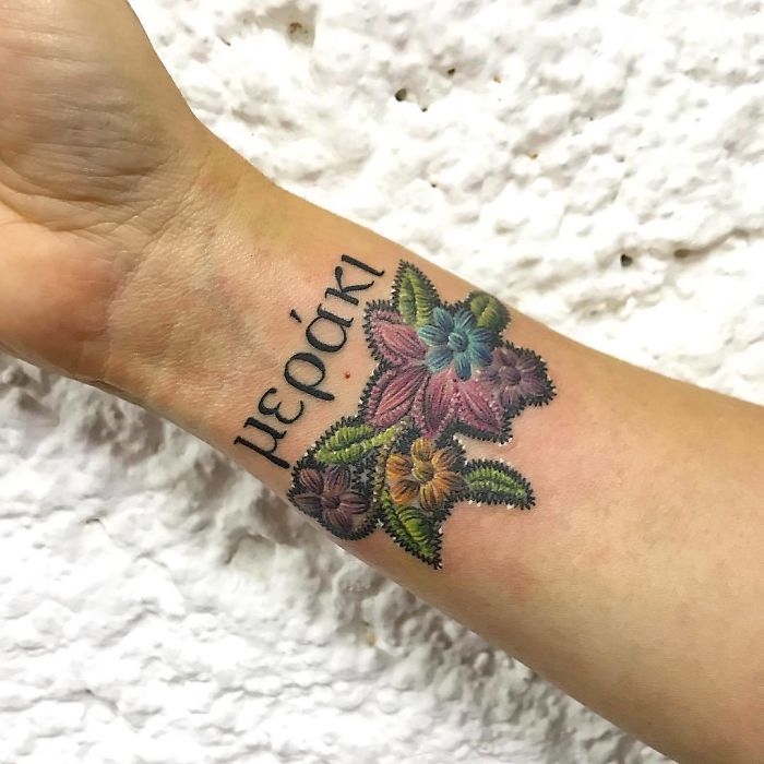 27 tatuaggi "ricamati" che sembrano veri