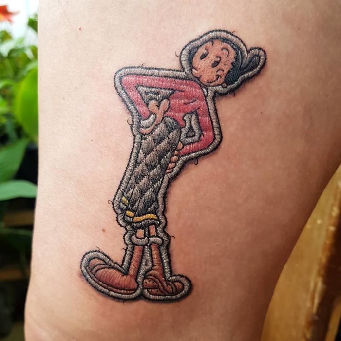 27 tatuaggi "ricamati" che sembrano veri