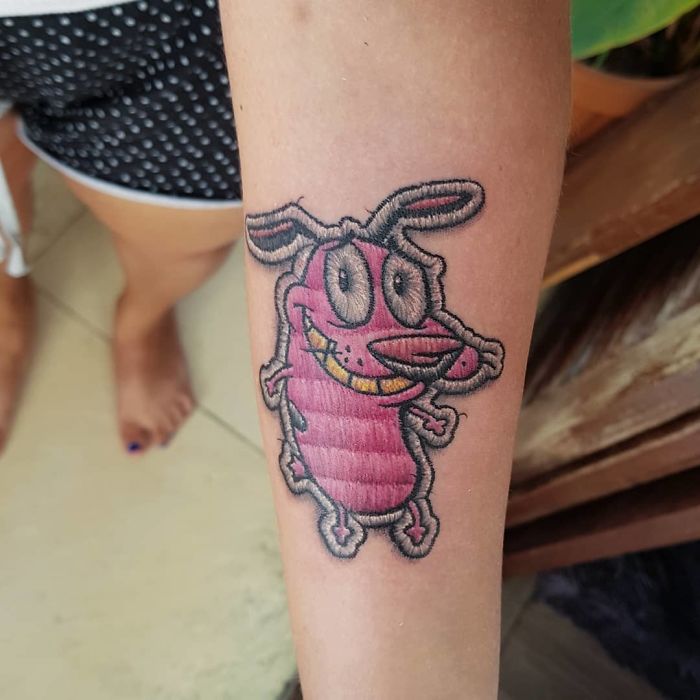27 tatuaggi "ricamati" che sembrano veri