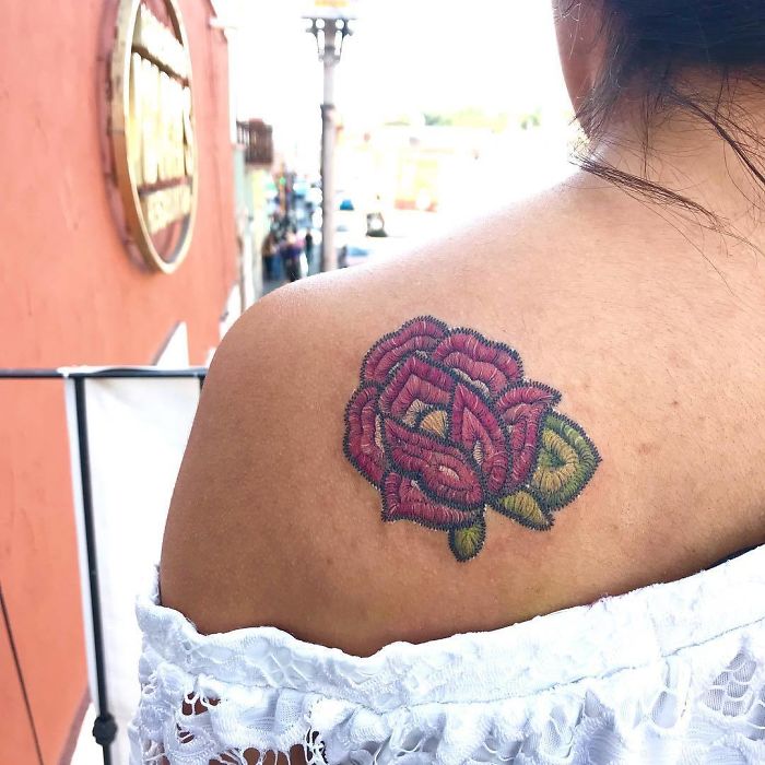 27 tatuaggi "ricamati" che sembrano veri