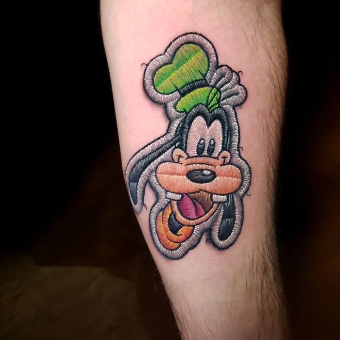 27 tatuaggi "ricamati" che sembrano veri