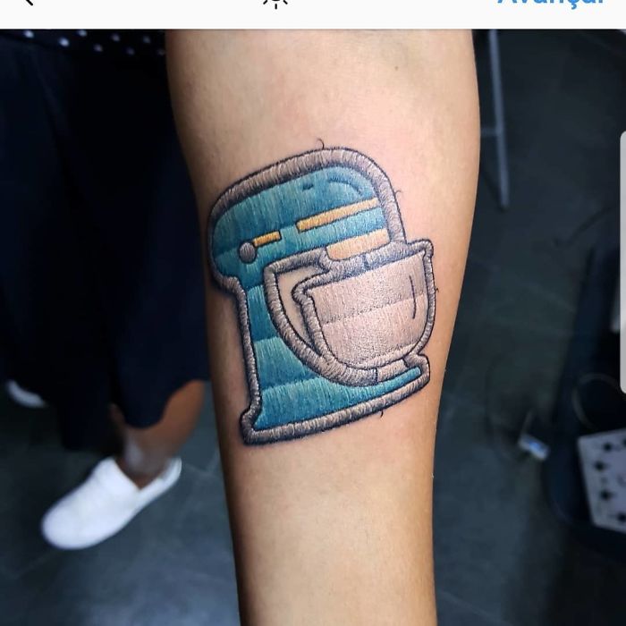 27 tatuaggi "ricamati" che sembrano veri