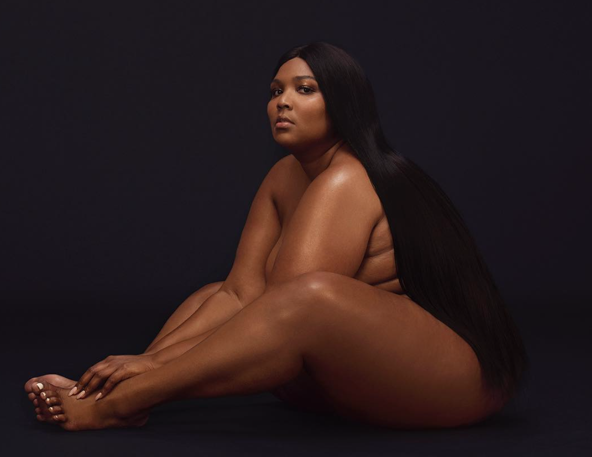 Chi è Lizzo, icona mondiale della body positive e dell'amore per se stessi