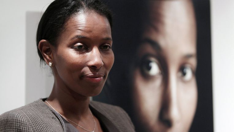 "Come un macellaio che rifila un pezzo di carne", l'infibulazione di Ayaan Hirsi Ali