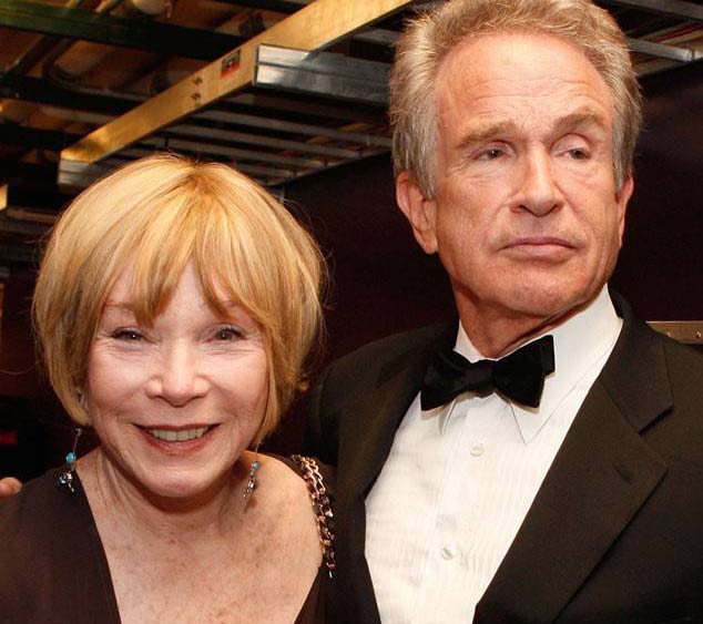Shirley MacLane, la signora con gli occhi da ragazzina che crede in un'altra vita