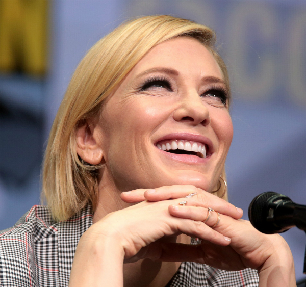 Cate Blanchett: la splendida carriera tra Oscar e i 4 figli che non guardano i suoi film