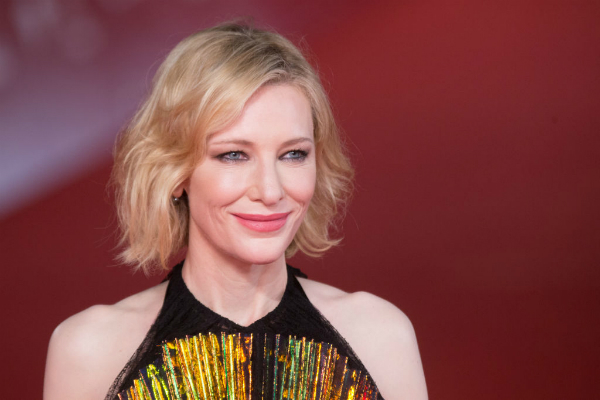Cate Blanchett: la splendida carriera tra Oscar e i 4 figli che non guardano i suoi film