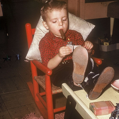 23 immagini vintage per cui oggi finiremmo in galera (o in ospedale)