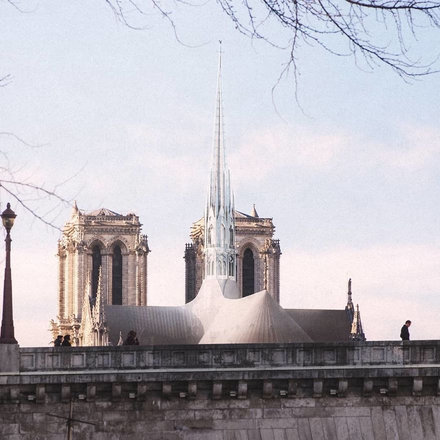 Come ricostruire Notre Dame? Le proposte alternative di 17 artisti