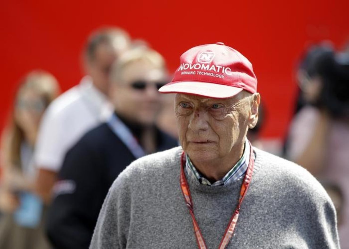 Le donne al fianco di Niki Lauda, l’uomo con la storia scritta sul viso dalle fiamme