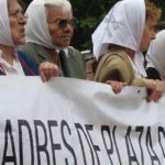 Madri di Plaza de Mayo: 4 storie strazianti di donne e dei loro figli desaparecidos