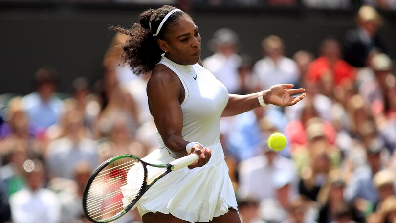 Il significato del nuovo look di Serena Williams e quelle parole incise sopra