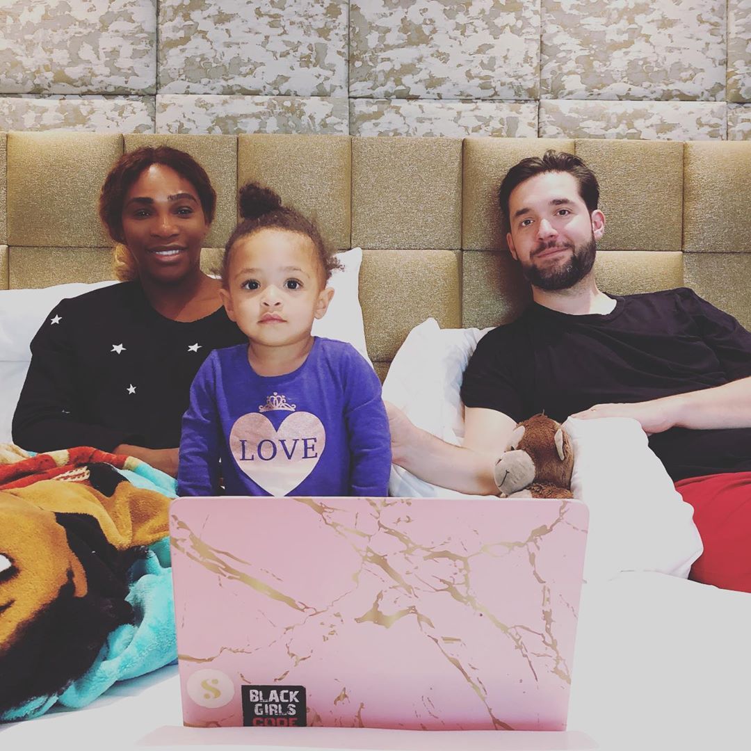 Il significato del nuovo look di Serena Williams e quelle parole incise sopra