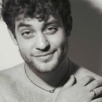 "Quando la vita e i vestiti che pensavi andassero bene ti vanno stretti"