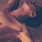 A chi ti dice che la danza è roba da gay o da femmine, bambino, rispondi ballando