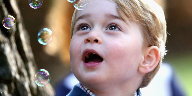 6 anni di Baby George, la vita normale di un futuro re 6 anni di Baby George, la vita normale di un futuro re