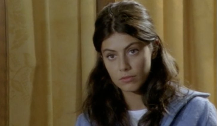 In bianco e scalza: il debutto di Alessandra Mastronardi alla Mostra del Cinema