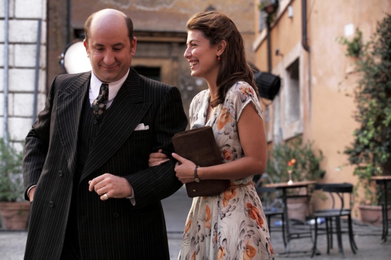 In bianco e scalza: il debutto di Alessandra Mastronardi alla Mostra del Cinema