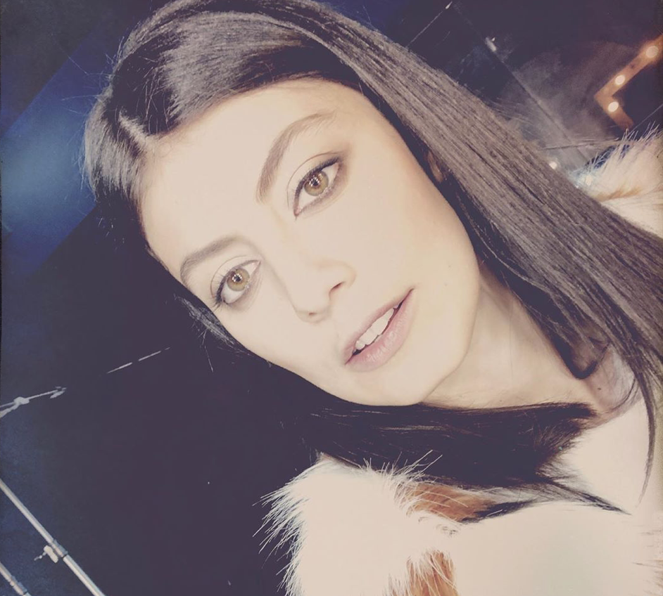 In bianco e scalza: il debutto di Alessandra Mastronardi alla Mostra del Cinema