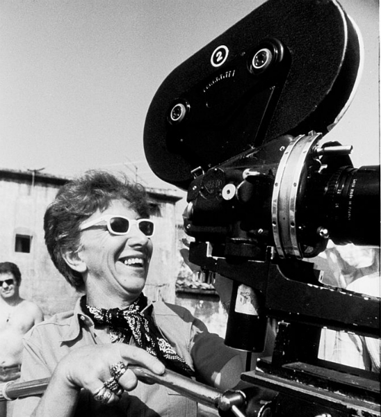Immensa Lina Wertmüller, che se ne infischia e va per la sua strada