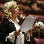 “Se una donna sopravvissuta al suo carnefice deve sopravvivere all’ignoranza della gente”
