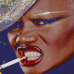“Sono nata tutta incazzata”: la furia di Grace Jones che scandalizzò il mondo