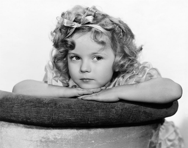 Shirley Temple, la bimba dai riccioli d’oro che eccitava gli spettatori