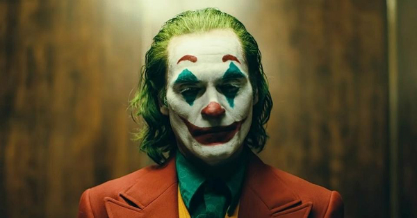 Quel dolore immenso di Joaquin Phoenix per il fratello River, morto tra le sue braccia