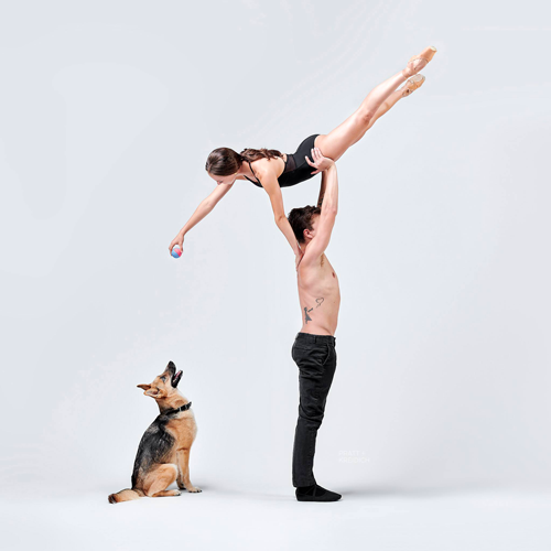 Danza con me: 20 ballerini e ballerine ballano con i loro cani