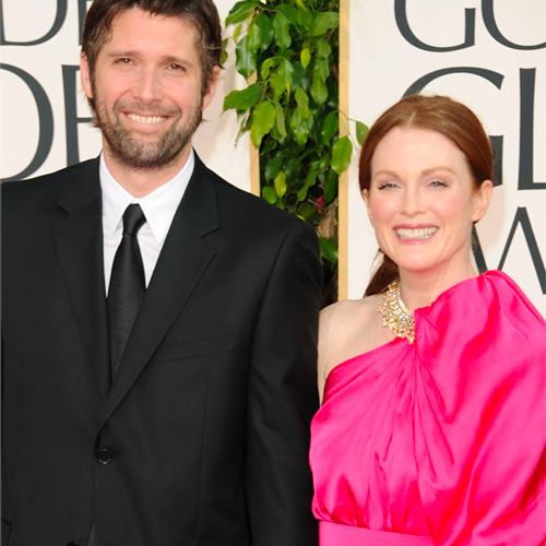 Julianne Moore, la grazia e la forza dietro i capelli rossi più belli di Hollywood