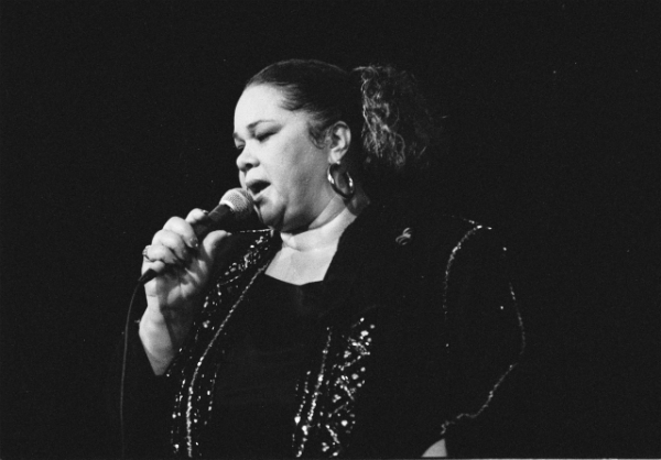 Etta James e quel talento triste di una bambina cui fecero uscire la voce a pugni