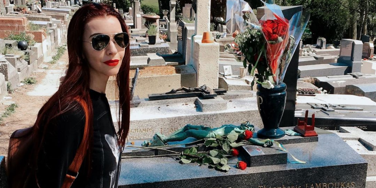 Chrysta Bell, il Movimento per una Morte Positiva e il cimitero ereditato da papà