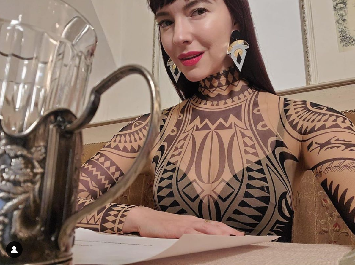 Chrysta Bell, il Movimento per una Morte Positiva e il cimitero ereditato da papà