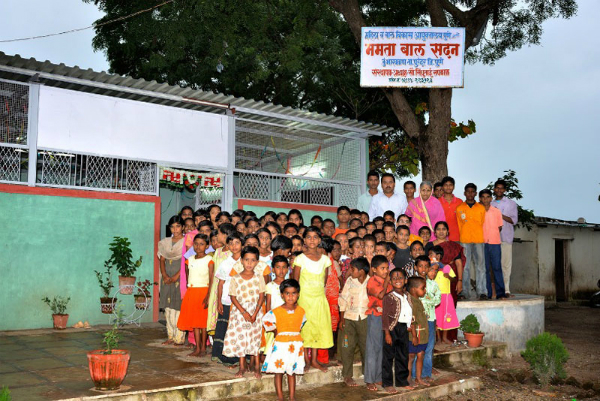 Sindhutai Sapkal, essere madre di oltre 1000 bambini orfani