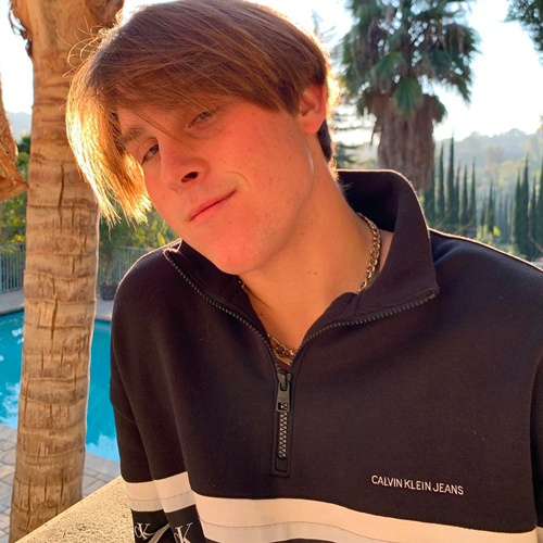 Sei un Tik Tok influencer? Mai pensato di entrare in collab house e guadagnare?